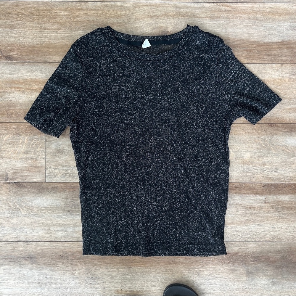 ✨3/$15✨ Sheer Black Shimmery Top